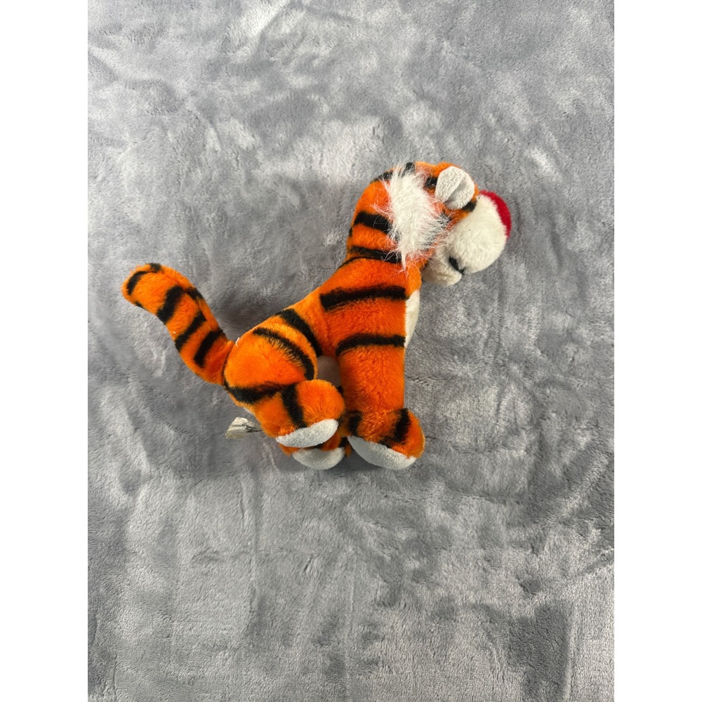 Toy Factory Disney Winnie the Pooh Tigger Plush Stuffed Animal
